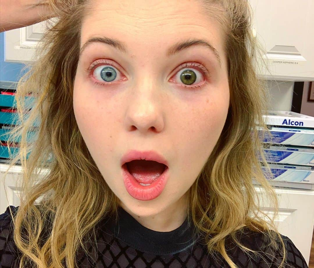 サミー・ハンラティさんのインスタグラム写真 - (サミー・ハンラティInstagram)「Shenanigans😬😬😬」11月14日 9時41分 - sammihanratty