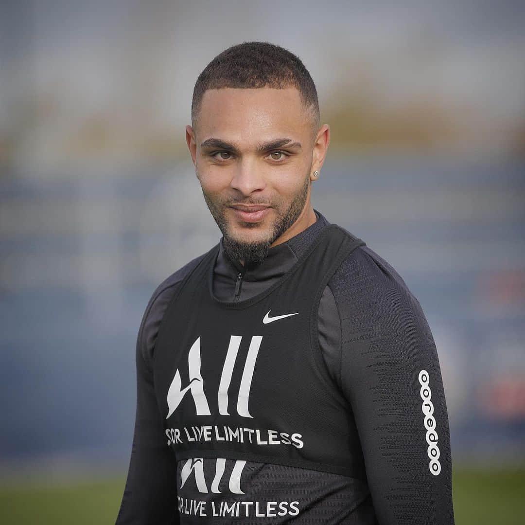 ライヴィン・クルザワさんのインスタグラム写真 - (ライヴィン・クルザワInstagram)「Training ⚽️」11月14日 1時40分 - kurzawa