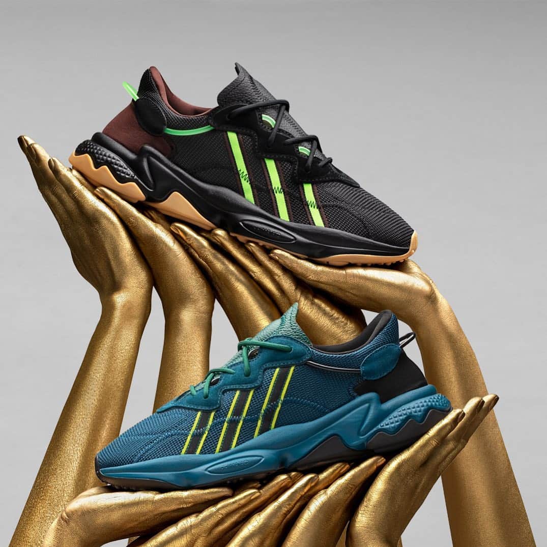 adidas Originalsさんのインスタグラム写真 - (adidas OriginalsInstagram)「We unveil two new @KingPush #OZWEEGO, with the Tech Mineral and Mystery Brown colourways. Drawing on the iconic artist’s distinct style they hit adidas stores and online from November 16th. . See more at adidas.com/pusha_t」11月14日 3時12分 - adidasoriginals