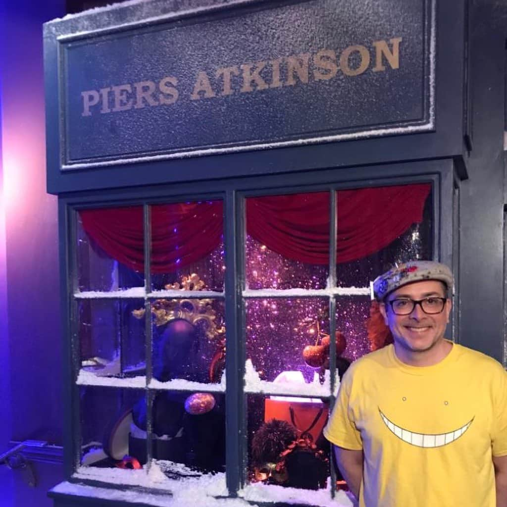 ピアーズアトキンソンさんのインスタグラム写真 - (ピアーズアトキンソンInstagram)「😁 here I am - grinning like a lemon outside my new Christmas Shop which is INSIDE @sketchlondon 🤔 we are showcasing styles #asseenon @ladygaga @badgalriri @lanadelrey @ditavonteese @marinadiamandis @mileycyrus and @bonham.carter #lookbutdonttouch #ifyerbreakityerbuyit #noreturns #soldasseen 💰」11月14日 3時20分 - piersatkinson