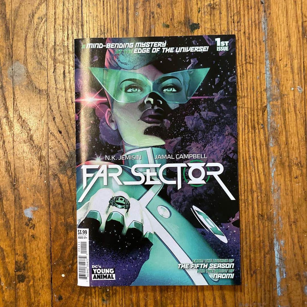 ジェラルド・ウェイのインスタグラム：「Far Sector Issue 1— In Stores Now!  This is a big one for Young Animal. Years in the making and finally here. @DCcomics let us play around with the Green Lantern concept and what the creative team has come up with is something very special. Very early on I had the seed for an idea, a way we could do Green Lantern at Young Animal. Around the time I was playing with that concept, my friend Ian told me to check out The Inheritance Trilogy by N.K. Jemisin, and I just loved the writing. I felt like we had found our writer, then I also found out she had won the Hugo Award consecutive years in a row, so I was worried she wouldn’t want to play around in comics. But we reached out to her and pitched her the very loose seed of an idea, and she climbed on board. She took to comics immediately, naturally understanding the language, and she took the very small seed of an idea and grew it into this epic thing. She completely made it her own and elevated it. Shawn Martinbrough helped out early on with some concepts of Jo, and ultimately Jamal Campbell went and did further development, again making it his own, and he climbed on board to do the art for the series.  And what you have is a very new take on Green Lantern, and a real sci-fi epic murder mystery.  It’s rich and complex, the writing is fantastic, the art is gorgeous, and the lettering, by Deron Bennet, is inventive. Please check it out— I think you’ll be very happy with this series, which is a maxi series, because N.K. had a lot of story to tell and was inspired. And I’m honored to put this book out through Young Animal. I’ll be checking in every issue along the way, making posts and letting you know when they hit the stands. It’s going to be a fun ride.  There are 3 covers for this first issue. The main cover by Jamal, and two variants, one by Shawn Martinbrough, and one by Jamie McKelvie, and they all came out great.  #farsector #dcyounganimal #dccomics #greenlantern #nkjemisin #younganimal」