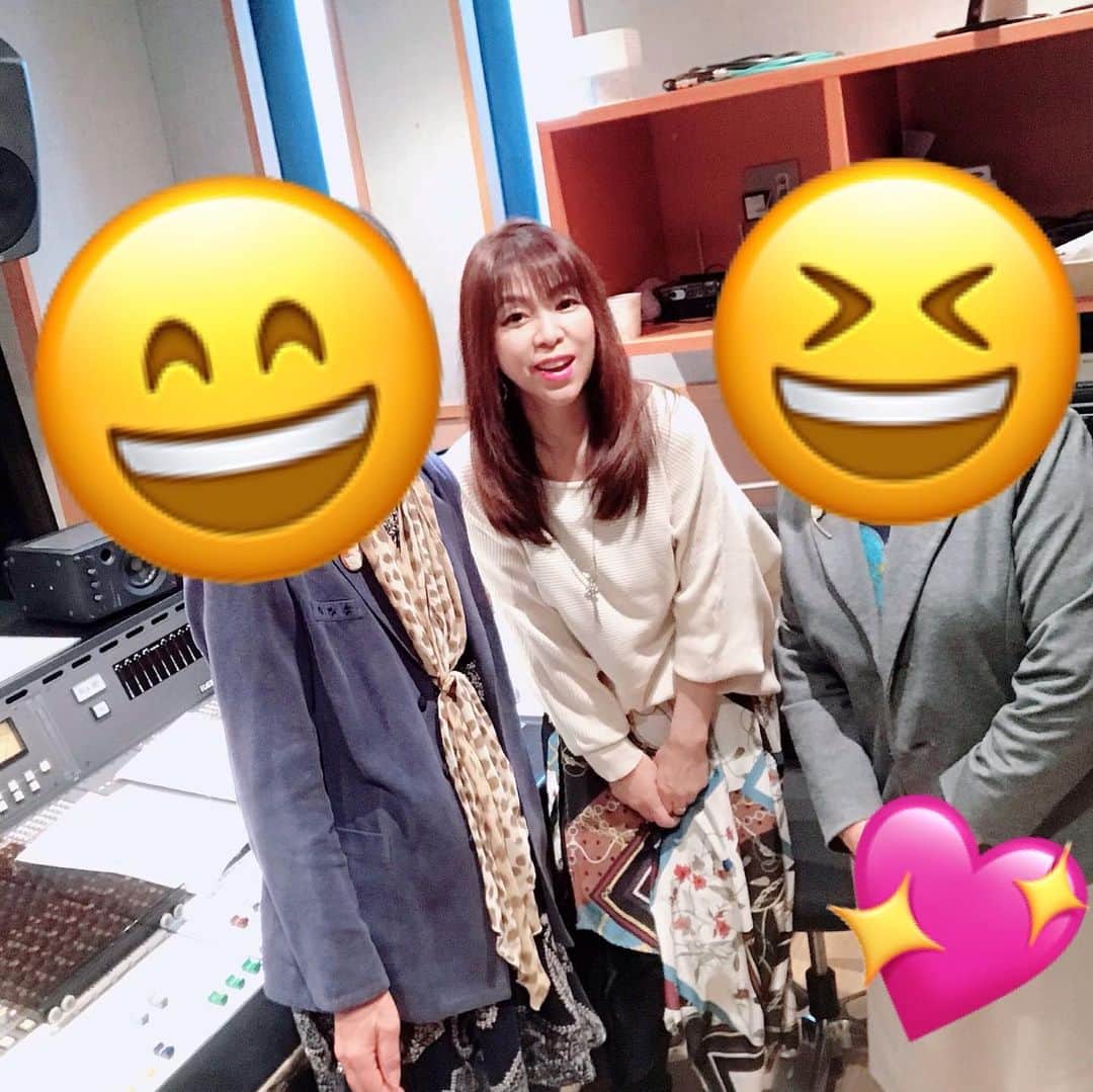 富岡美羽さんのインスタグラム写真 - (富岡美羽Instagram)「本日の収録には女性のクライアント様がお見えになりました🎵 収録を無事に終えた後は出版社で打ち合わせしたり業界の方々や声優の大先輩にもお会いして、素敵な時間を過ごさせて頂きました✨  そして富岡美羽&羽華の歌LIVEが来春3月22日(日)に決定❣️今回は記念LIVE🎵詳細は又後程😁  #富岡美羽  #羽華  #記念LIVE  #3月22日」11月14日 8時39分 - miutomioka