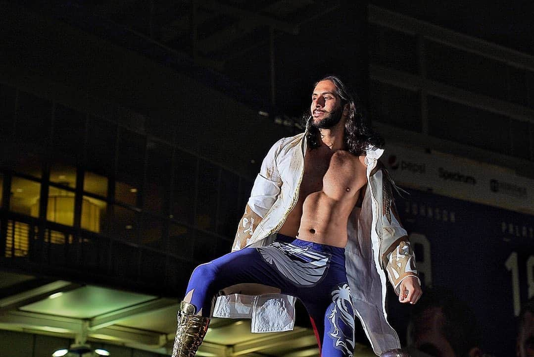 WWEさんのインスタグラム写真 - (WWEInstagram)「The #WrestleMania36 On-Sale Party is underway in Thunder Alley at Amalie Arena in Tampa! Members of the #WWEUniverse came out in full force and were treated to a meet and greet, as well as seeing some #WWENXT Superstars compete! Make sure to get your tickets NOW!」11月14日 9時01分 - wwe