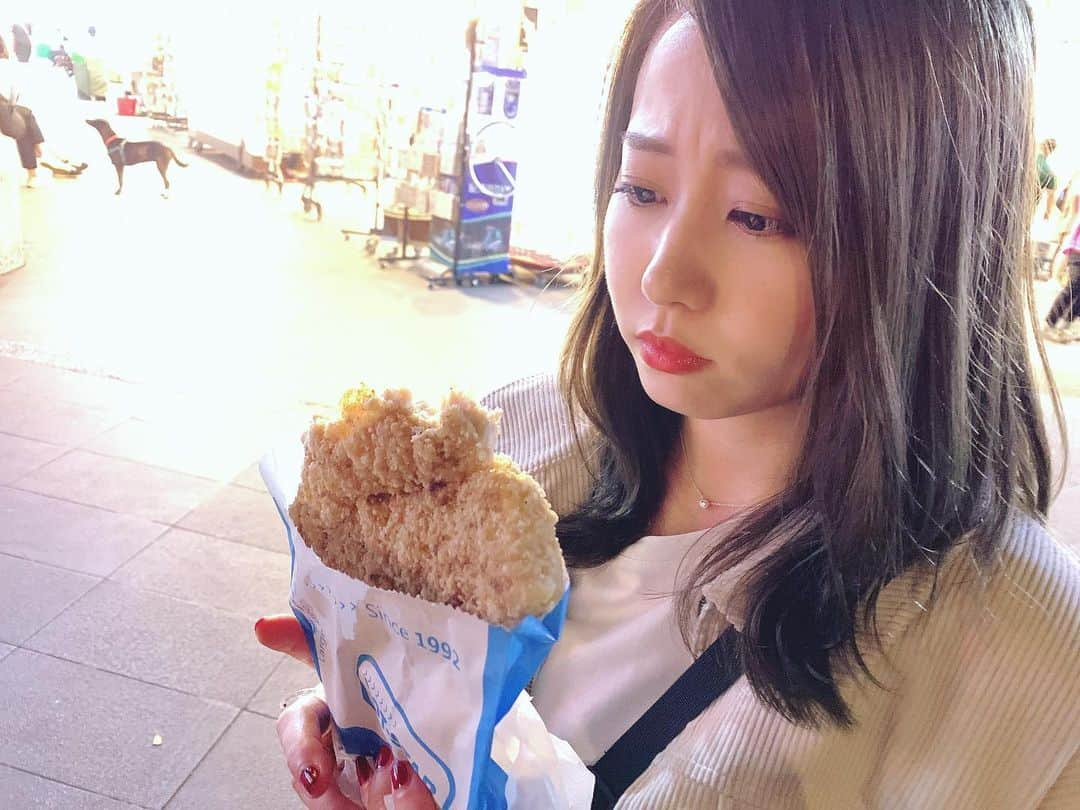 門脇佳奈子さんのインスタグラム写真 - (門脇佳奈子Instagram)「⭐️ 台湾でめちゃめちゃでっかいから揚げ食べました😋 * * おいしくってやわらかくって今すぐにでもまた食べたい🥺 * #hotstar  #士林夜市 https://youtu.be/rwpbPU9GIiw」11月14日 18時48分 - kanakoofficial