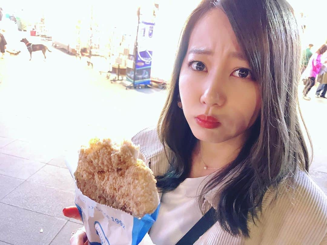 門脇佳奈子さんのインスタグラム写真 - (門脇佳奈子Instagram)「⭐️ 台湾でめちゃめちゃでっかいから揚げ食べました😋 * * おいしくってやわらかくって今すぐにでもまた食べたい🥺 * #hotstar  #士林夜市 https://youtu.be/rwpbPU9GIiw」11月14日 18時48分 - kanakoofficial