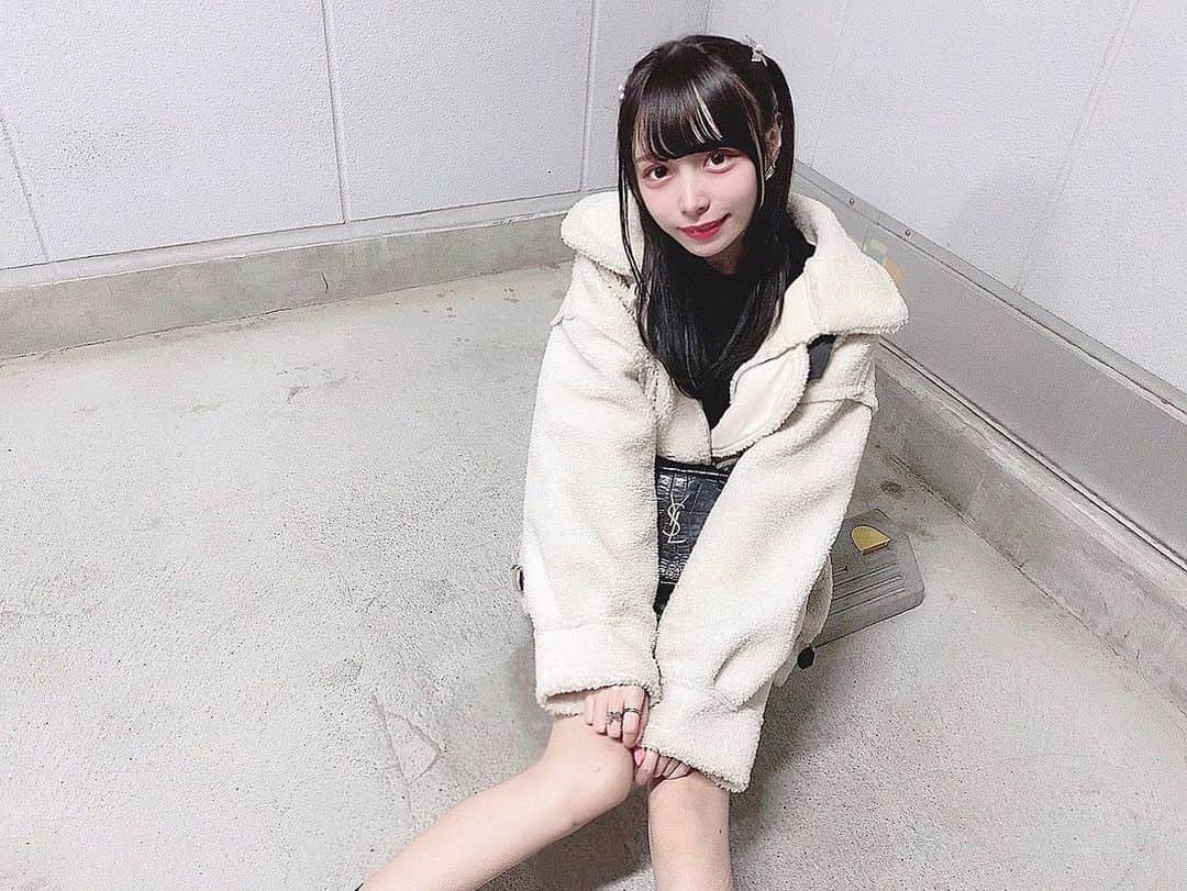 のインスタグラム：「・ ・ ・ もこもこあうたー出動☁️🦋 きょう12じから やっとぽけもんできるね＾＾ 正座待機 #ポケモン剣盾」