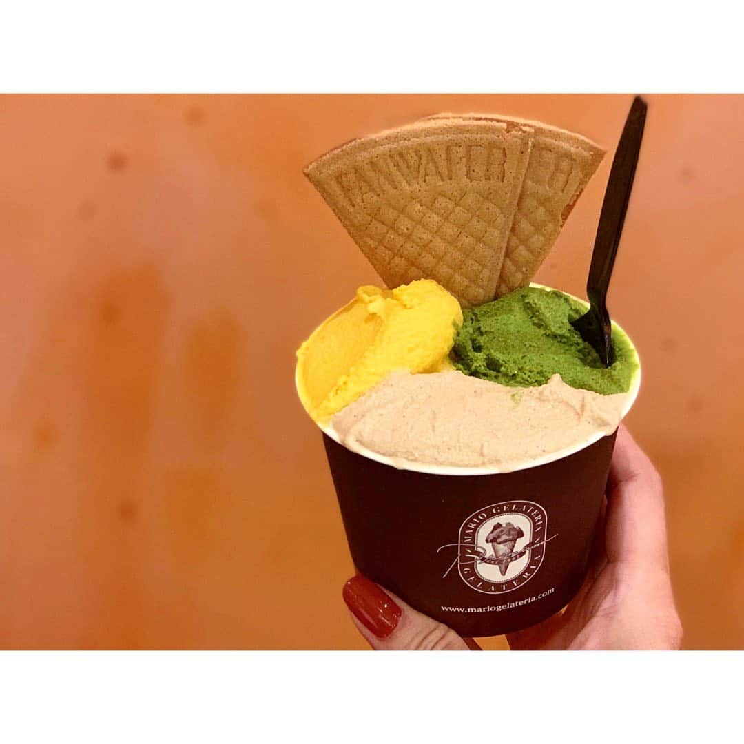 中田奈沙さんのインスタグラム写真 - (中田奈沙Instagram)「Autumn flavors🌰🎃🍃 @mariogelateria いつかの《マリオジェラテリア》 2フレーバーに絞れなくて 量も多い3フレーバーに🤣 マロン、パンプキン、抹茶。 大好きの詰め合わせ❤️ * #奈沙ログ #奈沙ログin新宿 * * #gelato #gelateria #mariogelateria #tokyo #shinjuku #isetanshinjuku #isetan #foodie #foodpic #foodporn #instafood #foodgasm #foodstagram #sweet #dessert #dolce #ジェラート #マリオジェラテリア #新宿 #ジェラテリア #伊勢丹 #伊勢丹新宿店 #スイーツ #おやつ #デザート #おいしい #デパ地下 #デパ地下スイーツ」11月14日 11時48分 - nasa_nakada