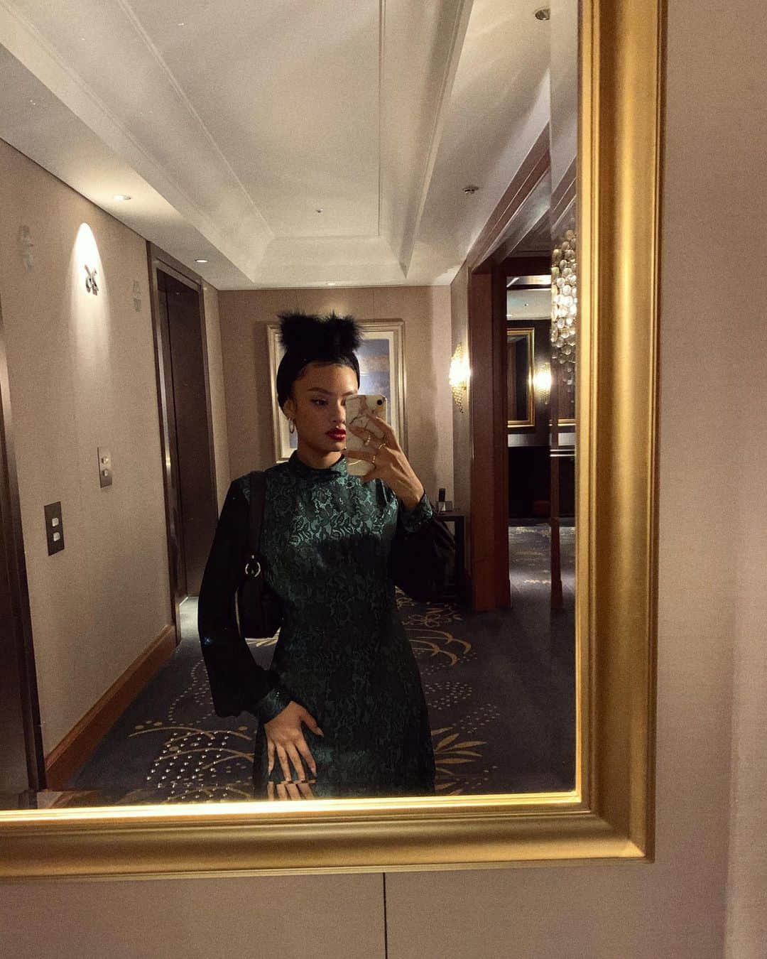 ティファニー・キャデラックのインスタグラム：「🐍 Tsss」
