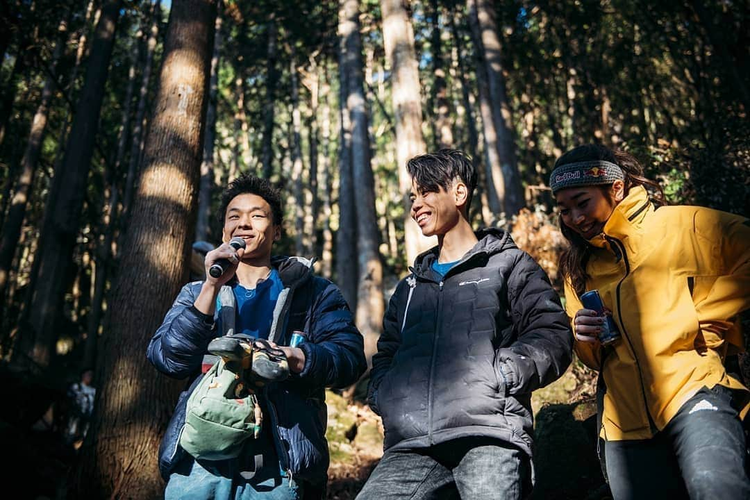 原田海さんのインスタグラム写真 - (原田海Instagram)「Red Bull ASURA IN KUMANO!!﻿ It was so nice event for outside climbing, I really enjoyed😁😁 ﻿ 今年も #redbullASURA にゲストとして参戦してきました！！﻿﻿ 去年よりもさらにパワーアップしたエリアで、課題のクオリティも高く、登っていて最高に楽しかったです！！﻿ 毎年このイベントに参加できることに感謝🙏﻿﻿ @bpump_ogikubo 、@redbulljapan 、KBAの皆さん、本当にありがとうございます！！﻿﻿ ﻿﻿ @champion_japan @bpump_ogikubo @frictionlabs @organicclimbing﻿﻿﻿﻿ #日新火災 #champion #CPFU #bpumpogikubo #frictionlabs #organicclimbing ﻿﻿﻿ #climbing #bouldering #rockclimbing #redbull #asura #2019」11月14日 13時06分 - kai_hrd