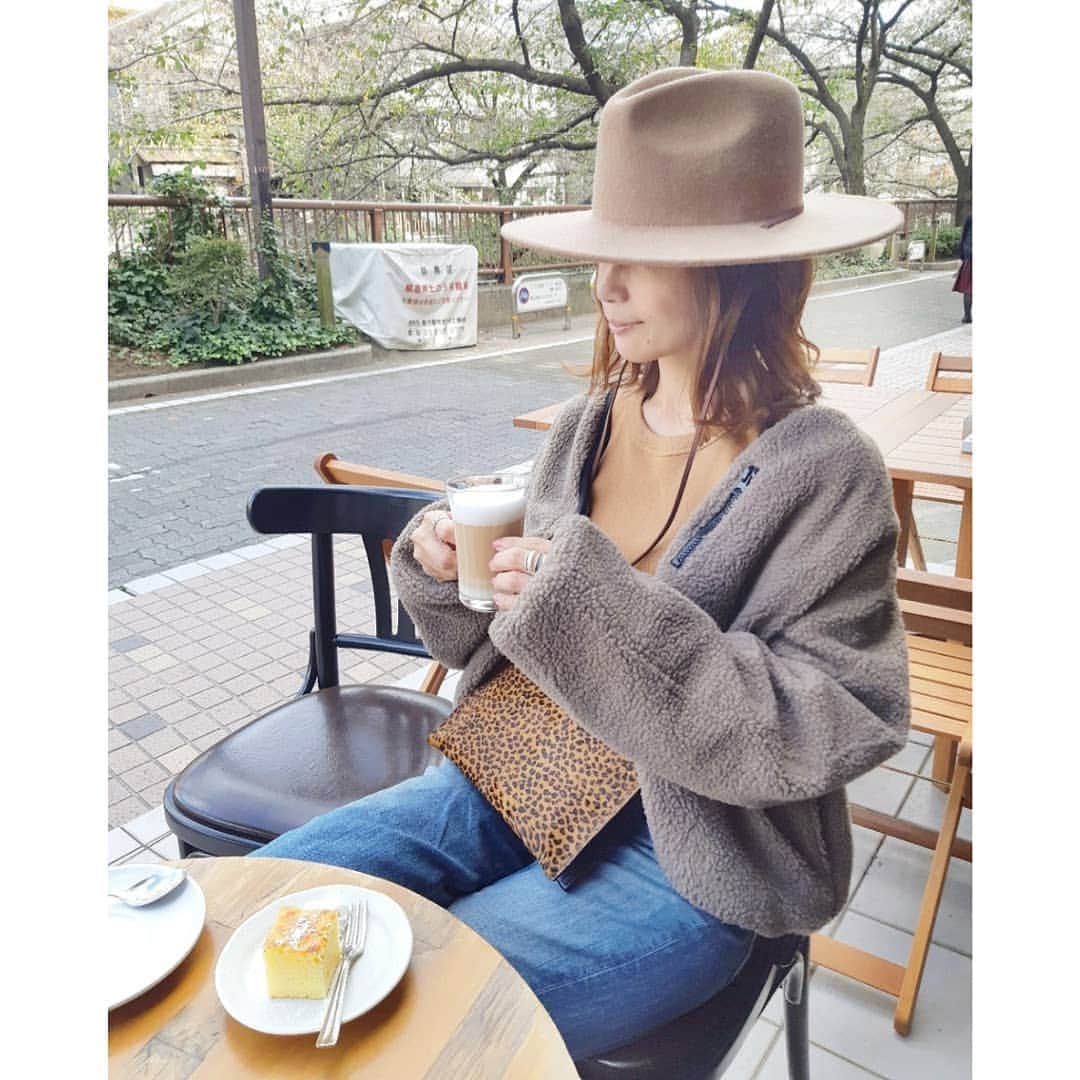 acoのグルメインスタ