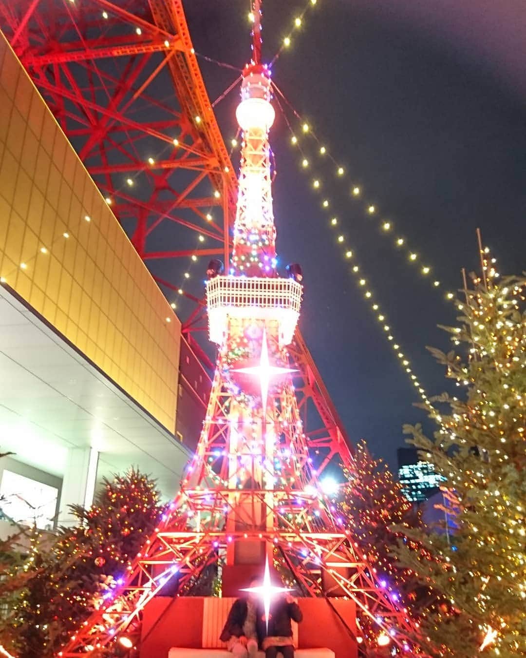 安田さちさんのインスタグラム写真 - (安田さちInstagram)「東京タワーの前にある、ミニ東京タワー🗼  やっぱり東京タワーは何度行ってもワクワクします✨  10年前にプロポーズをしてもらった、想い出の場所😌  #東京タワー #ミニ東京タワー #東京タワーイルミネーション #想い出の場所 #初心忘れるべからず」11月14日 14時21分 - sachi.yasuda31