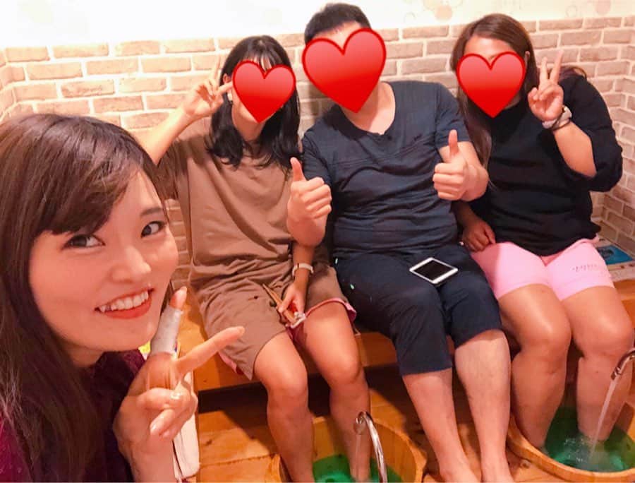 のインスタグラム：「♡ 【明洞】 日本から遊びに来た友達と一緒にミョンドンにある皇足でエステ&マッサージ！  足マッサージ45分18000ウォン(約1800円)で激安(☉ω☉)！ こそばいながらも気持ちのいいマッサージで足の疲れ取れた🦵✨ 他のコースもかなりお安めで疲れ取りたい時にいいかも！！ ♡ #ファンソク #ファンソクエステマッサージ #皇足 #皇足マッサージ #ミョンドン #明洞 #ソウル #韓国 #明洞マッサージ #ミョンドンマッサージ #ソウルマッサージ #韓国マッサージ #발마사지 #명동마사지 #토기모치 #とぎもち #とぎもちkorea」