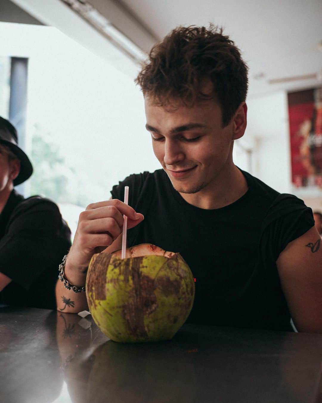 Jonahmaraisのインスタグラム：「man i love malaysia」