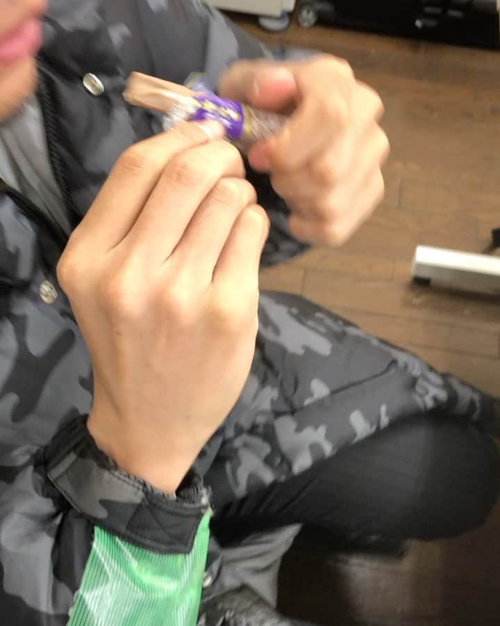 山口祥行のインスタグラム：「シーン‼️美味ちー！可愛いー！ #小柳心」