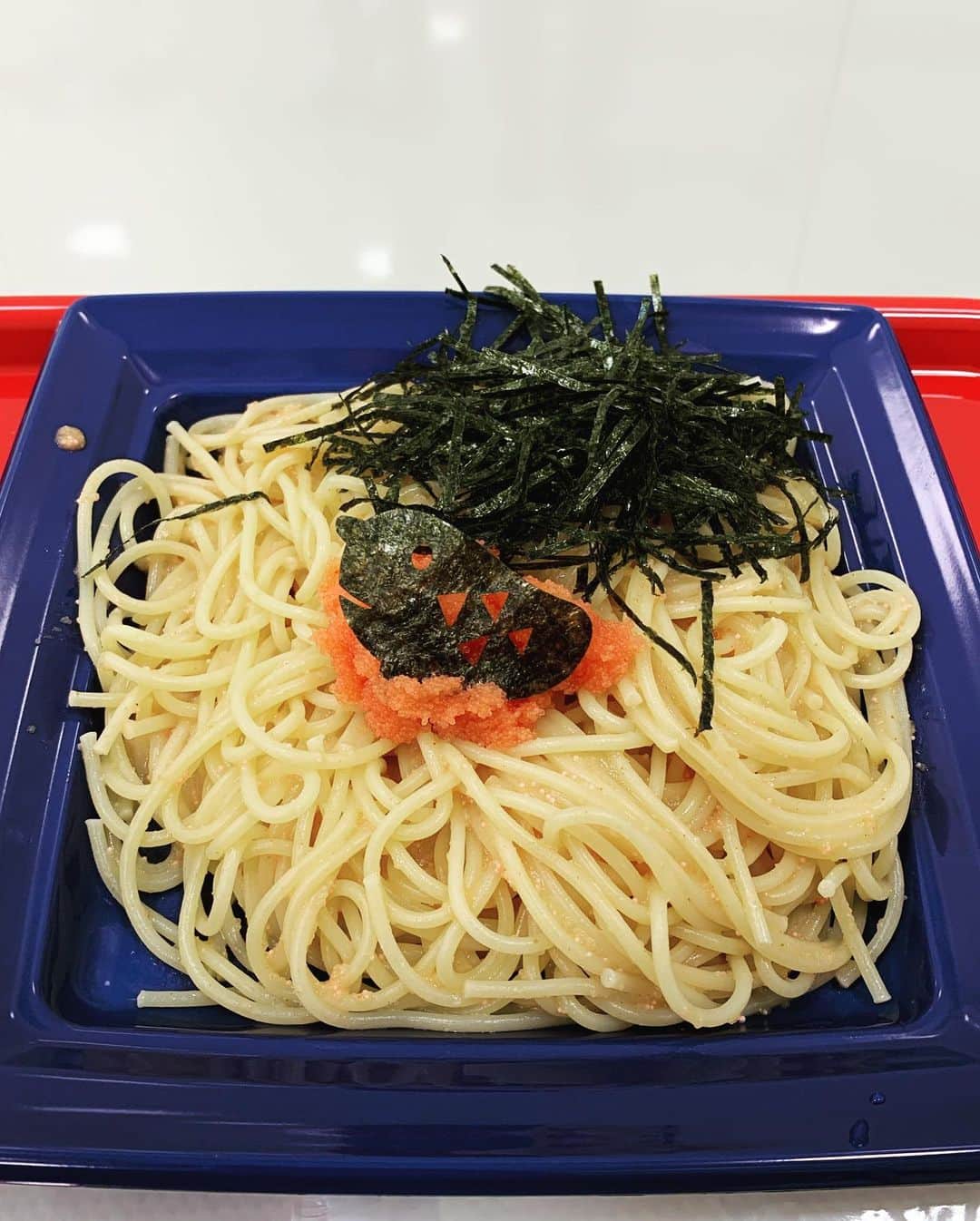 KAZUKI さんのインスタグラム写真 - (KAZUKI Instagram)「ルビーじゃ。 #明太子 #試食の量 #白米プリーズ」11月14日 17時00分 - kazuki_noma