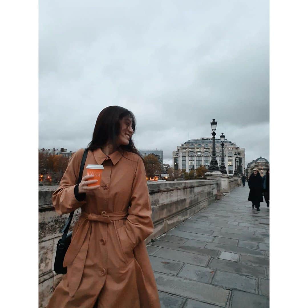チョン・リョウォンのインスタグラム：「. ❤️」