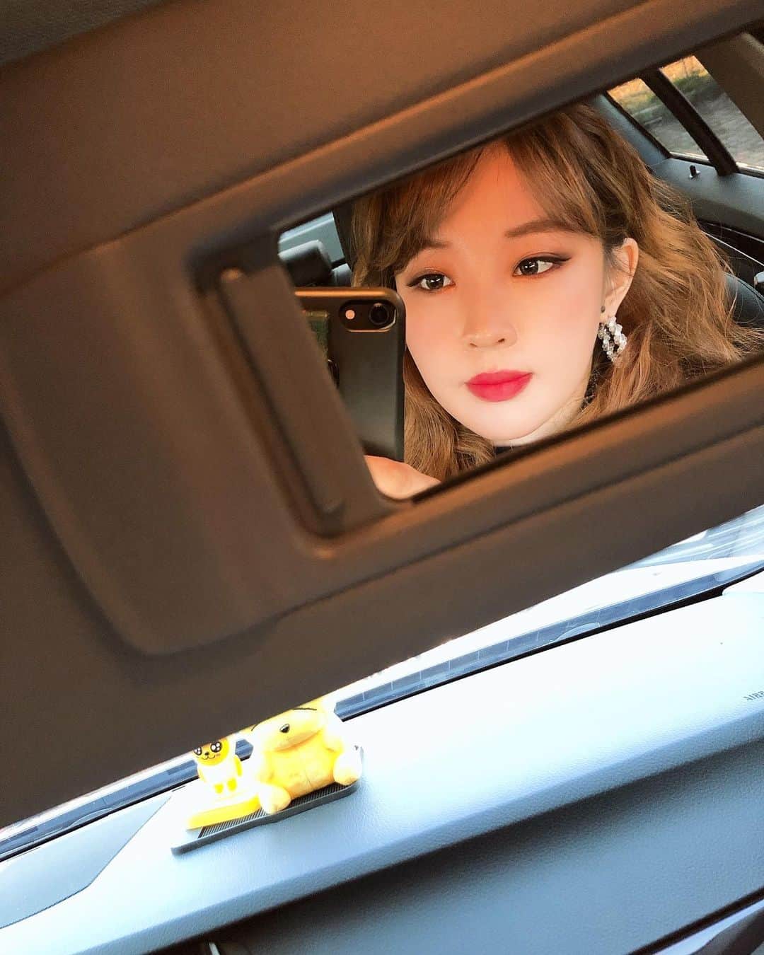 チョン・ジユンのインスタグラム：「지짜춥따🥺」