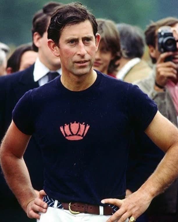スマートターンアウトのインスタグラム：「Always an Icon.⠀⠀⠀⠀⠀⠀⠀⠀⠀ Happy Birthday to Prince Charles. 👑⠀⠀⠀⠀⠀⠀⠀⠀⠀ .⠀⠀⠀⠀⠀⠀⠀⠀⠀ .⠀⠀⠀⠀⠀⠀⠀⠀⠀ .⠀⠀⠀⠀⠀⠀⠀⠀⠀ #StaySmart #SmartIcons #TBT #vintagephoto #vintagemen #lookingsmart #oldschoolstyle #vintagesportswear #preppy #royals #princecharles #horsepolo #polohorse #horsepolophotos #vintagemenswear #vintagemensstyle」