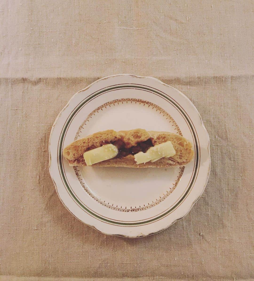 猫沢エミのグルメインスタ