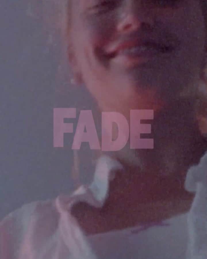 ケイリン・ルッソのインスタグラム：「TOMORROW MY BABY COMES OUT 😫😫😫😫😫😫😫😫😫😫😫😫😫😫😫😫😫😫😫😫😫😫 pre-save link in BIO 🎭🎭🎭🎭🎭🎭🎭」