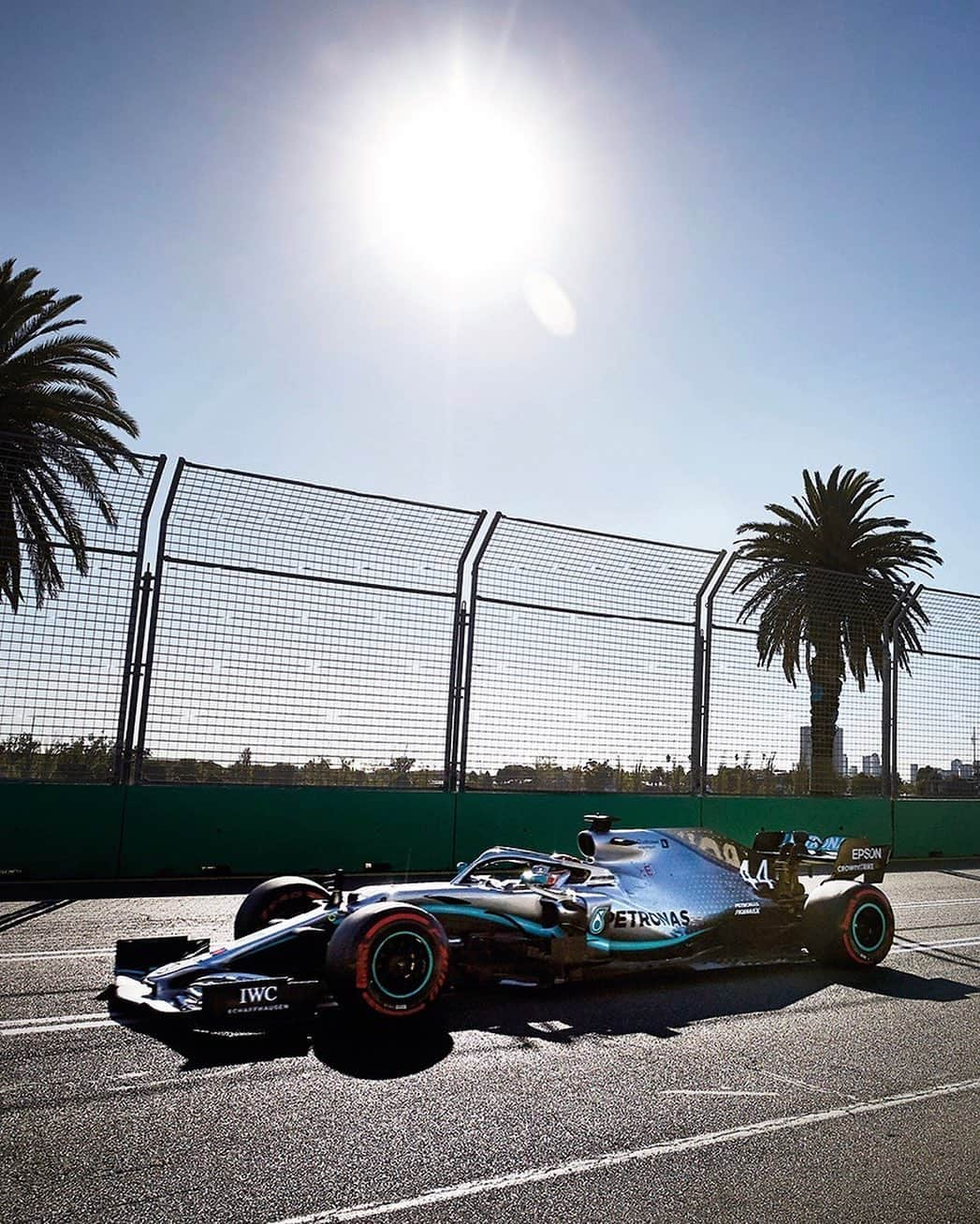 メルセデス・ベンツさんのインスタグラム写真 - (メルセデス・ベンツInstagram)「The Mercedes-Benz Motorsport Calendar 2020 - the sporty one among the calendars. Get it now and feel the vision! Click on the shopping tag to get yours! #MercedesBenz #Motorsport #Calendar #F1 #Formula1 @mercedesamgf1」11月15日 3時54分 - mercedesbenz