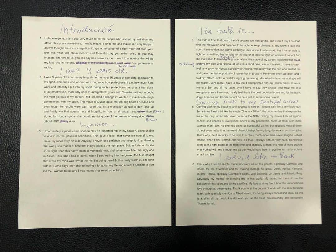 MotoGPさんのインスタグラム写真 - (MotoGPInstagram)「We just can’t imagine how hard it was to write these words ✍️ // Here's @jorgelorenzo99's original speech to announce his retirement 📃 #ThankYouJorge #JL99 #MotoGP #Motorcycle #racing」11月15日 4時01分 - motogp