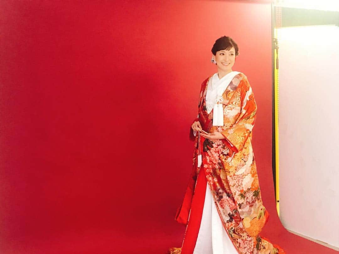 高橋麻美さんのインスタグラム写真 - (高橋麻美Instagram)「和装前撮りのときの♡  #着物#和装#pic#wedding #japanese#kimono」11月14日 21時05分 - charmy421