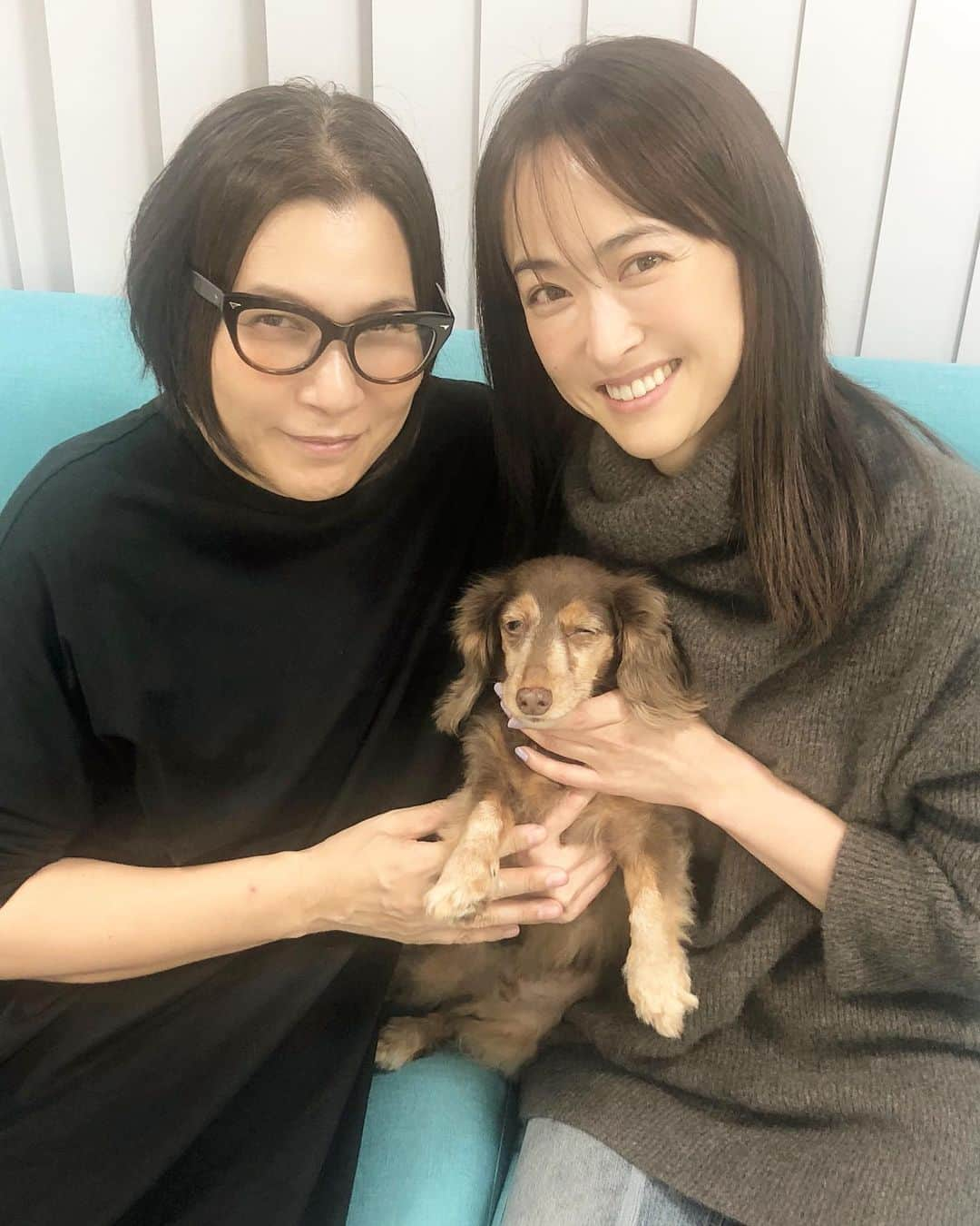 千吉良恵子さんのインスタグラム写真 - (千吉良恵子Instagram)「#樋場早紀  ちゃんが 事務所に遊びに来てくれました☺️🍀💕 愛犬のティフィンちゃんと🐕💕 #cheekone」11月14日 21時15分 - chigirakeiko