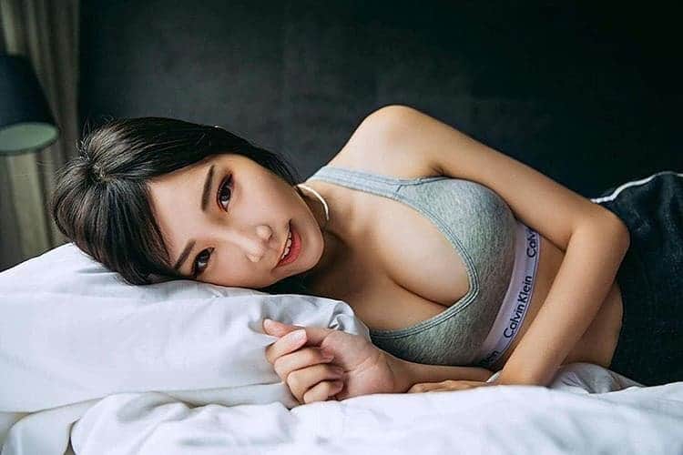 セクシーでキュートなアジア女性まとめさんのインスタグラム写真 - (セクシーでキュートなアジア女性まとめInstagram)「For more pictures of hot, sexy and cute Asian girls, follow @sexy.hot.asian.models 👍 . . Follow 👉 @hot.sexy.asian.girls and @hot.sexy.cute.girls to see more . . #hotasian #model #pretty #asianBabe #asiangirls #sexyGirl #beautiful #sexyasian #beauty #photo #girl #smile #instagood #photooftheday #cute #picoftheday #instadaily #instapic  Images are properties of the models.  Follow and like to receive future updates 👍」11月14日 21時43分 - sexy.hot.asian.models