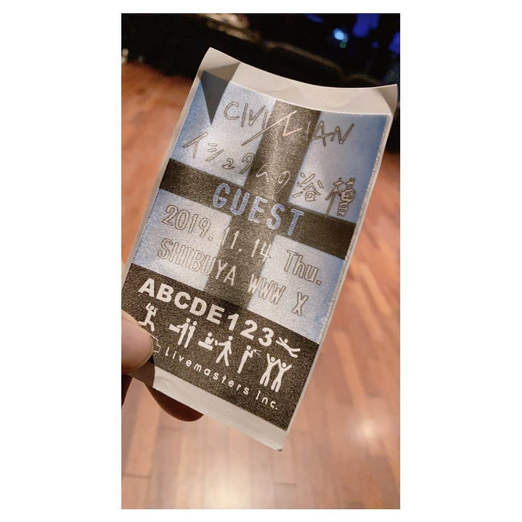 tokuさんのインスタグラム写真 - (tokuInstagram)「CIVILIAN 2019 特別公演 “イシュタムの浴槽” at WWWX コンセプトライブでした📖🥁めちゃめちゃ音がきもち良かったー🎸🔊」11月14日 22時09分 - toku_grnd