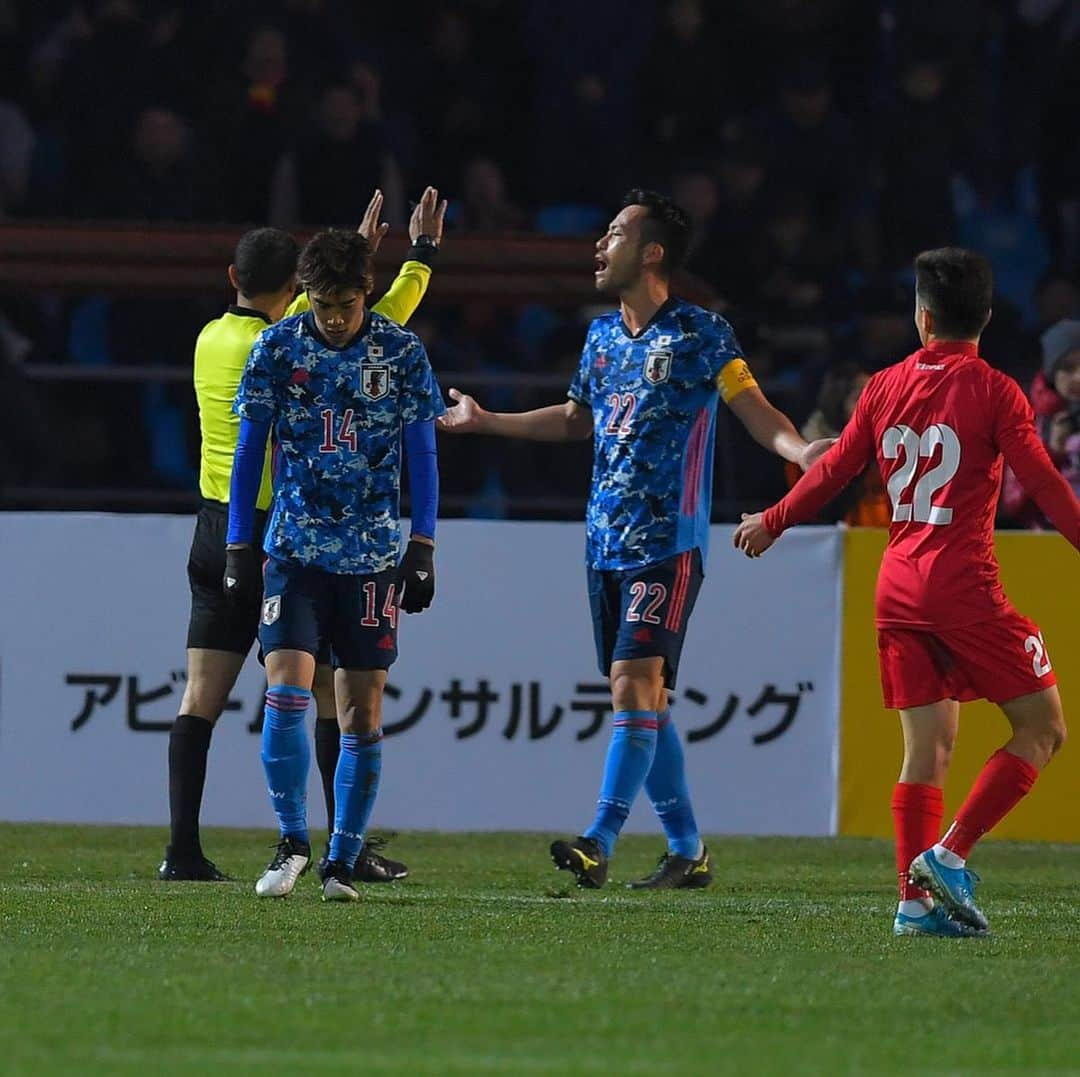 ゲキサカさんのインスタグラム写真 - (ゲキサカInstagram)「変則キルギスに大苦戦も…“新ユニ”森保JがW杯予選無傷の4連勝、5戦連発南野は大記録樹立  #日本代表 #daihyo #samuraiblue #🇯🇵 #japan #森保ジャパン #jfa #afc #fifa #worldcup #wcq #キルギス #kyrgyzstan  #🇰🇬 #soccer #football #サッカー  #⚽️ #gekisaka #ゲキサカ ©︎KokiNAGAHAMA」11月14日 22時13分 - gekisaka