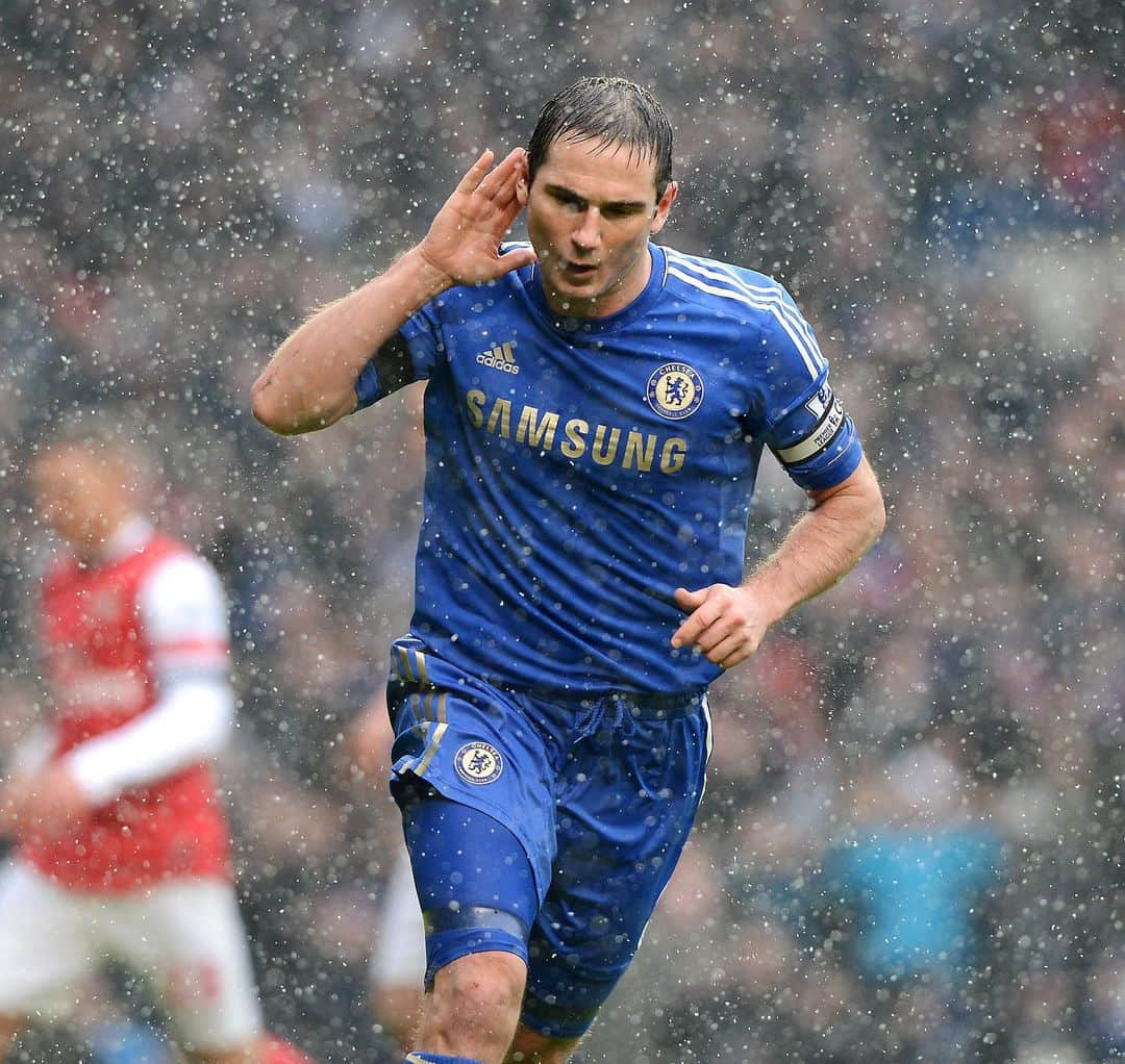 チェルシーFCさんのインスタグラム写真 - (チェルシーFCInstagram)「@FrankLampard currently holds the @guinnessworldrecords for scoring against the most Premier League clubs - 3️⃣9️⃣ in total! 🙌🥇#GWRday #CFC #Chelsea」11月14日 22時37分 - chelseafc