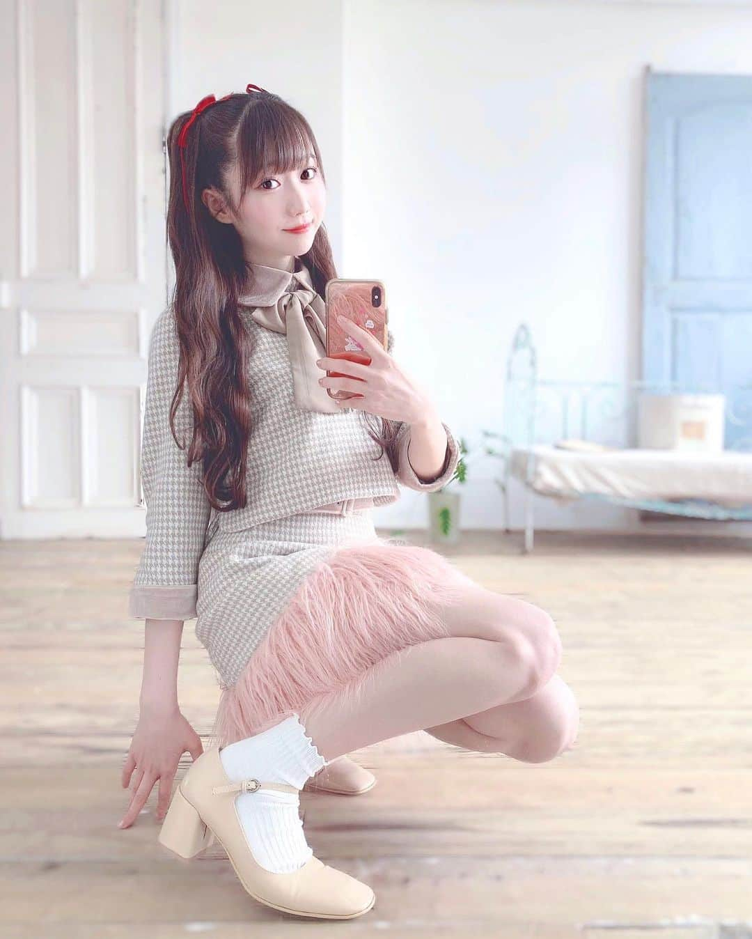 大谷映美里さんのインスタグラム写真 - (大谷映美里Instagram)「🧸🎀🧸🎀 ㅤㅤㅤㅤㅤㅤㅤㅤㅤㅤㅤㅤㅤㅤㅤㅤㅤㅤㅤ #lilienroom のセットアップ💗 beige × pink の可愛さ…冬にぴったりですね…🍪🧁 ㅤㅤㅤㅤㅤㅤㅤ こういう甘々な格好も大好き〜！ ㅤㅤㅤㅤㅤㅤㅤㅤㅤㅤㅤㅤㅤ」11月14日 22時45分 - otani_emiri