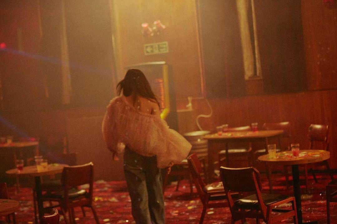 ジェニーさんのインスタグラム写真 - (ジェニーInstagram)「Dear my shining blinks. You guys are my stars✨」11月14日 22時53分 - jennierubyjane