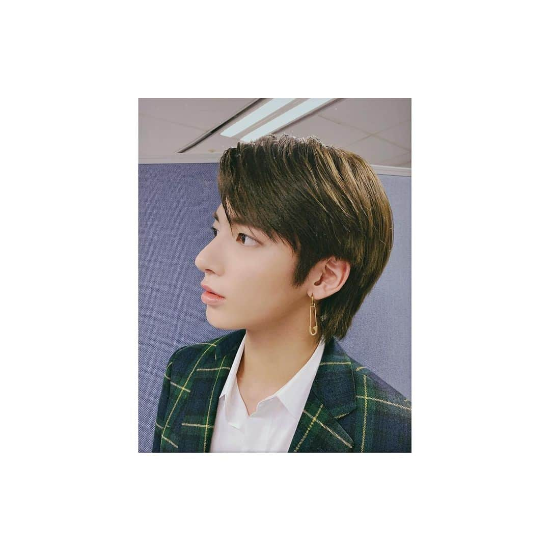 Tomorrow X Togetherさんのインスタグラム写真 - (Tomorrow X TogetherInstagram)「TAEHYUN rec.  #TAEHYUNrec #투모로우바이투게더 #TXT #TAEHYUN #태현 #TOMORROW_X_TOGETHER #TheDreamChapter #MAGIC」11月14日 23時00分 - txt_bighit