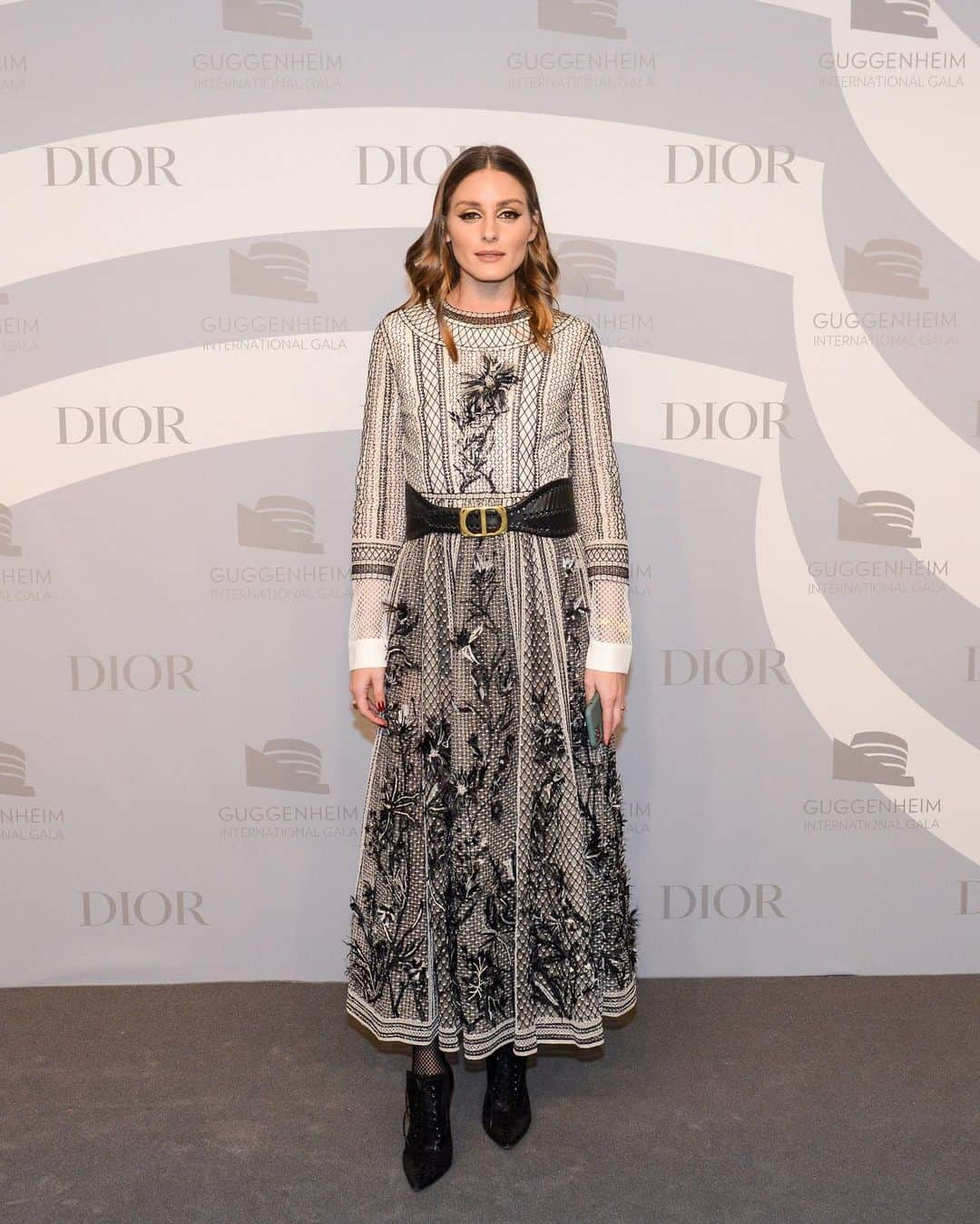 クリスチャンディオールさんのインスタグラム写真 - (クリスチャンディオールInstagram)「The @Guggenheim International Gala, made possible thanks to the support of Dior, marked the 60th anniversary of the museum's iconic Frank Lloyd Wright-designed building and its recent inscription on the UNESCO World Heritage List. Attending the #GIG2019 opening night wearing #DiorCruise 2020 creations by @MariaGraziaChiuri were @CamilaCoelho, @LizaKoshy, @OliviaPalermo and @GalaGonzalez who also hosted Instagram Stories takeovers with Dior for the opening of our new @Bergdorfs Goodman pop-up.」11月14日 23時10分 - dior