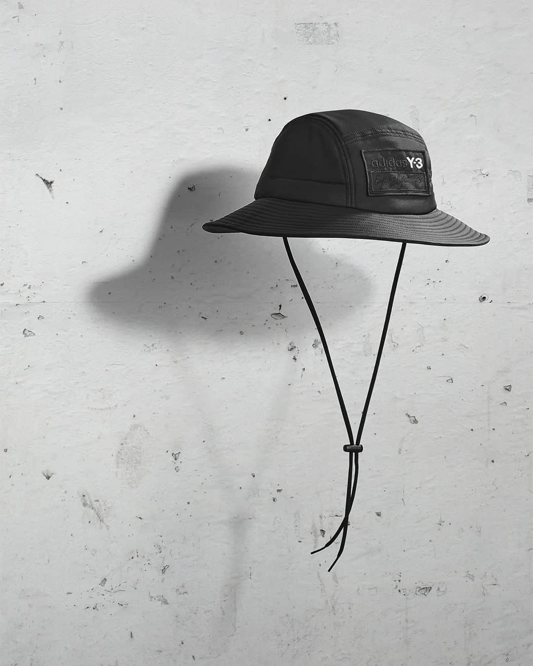 ワイスリーのインスタグラム：「Y-3 Adizero Hat. Y-3 Fall Winter 2019. --- #adidas #Y3 #YohjiYamamoto Discover the collection at Y-3.com」