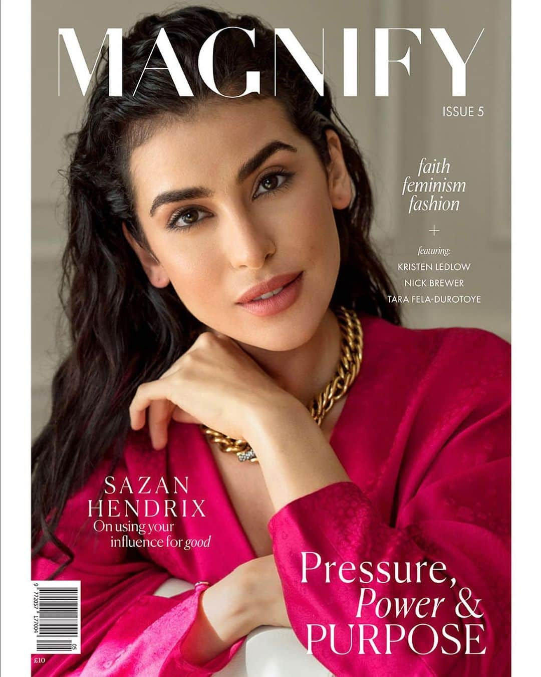 Sazan Hendrixさんのインスタグラム写真 - (Sazan HendrixInstagram)「I can’t believe it! 🙈 So honored to share my first cover moment with you! 😭 PURPOSE, PRESSURE & POWER 💥 Thank you @magnifycollective for this opportunity and for changing the narrative of FAITH in today’s climate. I hope that my story will inspire young women and girls to authentically be themselves more and know that sacrificing self and choosing God over anything isn’t easy, but the reward far out weighs the sacrifice✨😭 Love you all, my online fam! . Hope you’ll snag a copy if you see one 😁 or order online @magnifycollective ✨  Photography By @iakovosphoto Styling By @lauraweatherburn Hair By @asahi_sano  Makeup by Me☺️ #MagnifyMagazine」11月15日 0時35分 - sazan