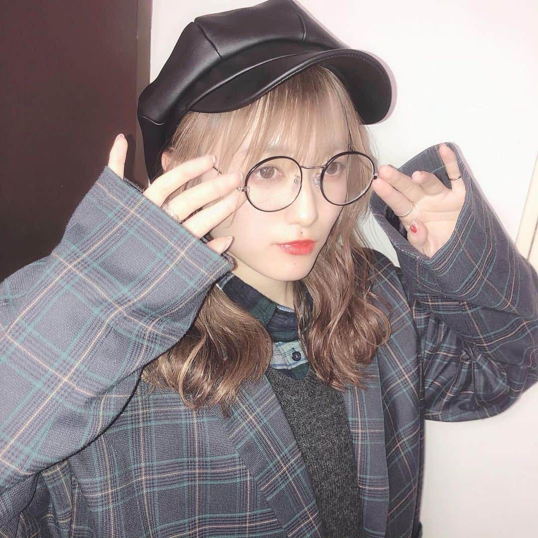 三浦菜々子さんのインスタグラム写真 - (三浦菜々子Instagram)「なんかツイッターに載せたら 服装好評だった 嬉しかった。 全身撮ってないけども🥳」11月15日 0時52分 - miura_nanako