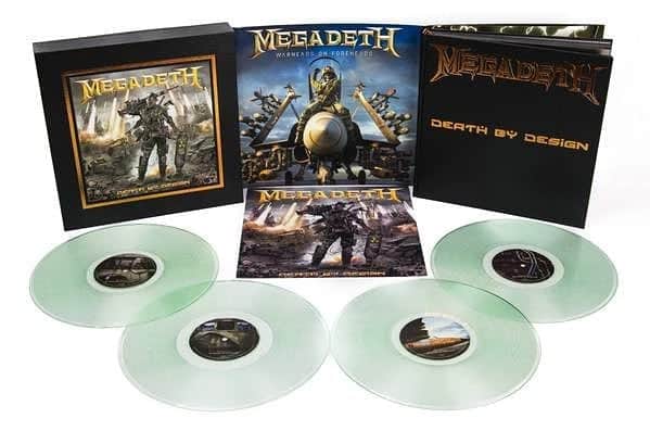 Megadethさんのインスタグラム写真 - (MegadethInstagram)「Treat yourself this holiday season, or get that perfect gift for someone! MEGADETH: DEATH BY DESIGN 350-page graphic novel standard edition & limited quantities of the signed editions w/ clear vinyl WARHEADS ON FOREHEADS album sets are available at shop.heavymetal.com (link in bio)」11月15日 3時40分 - megadeth