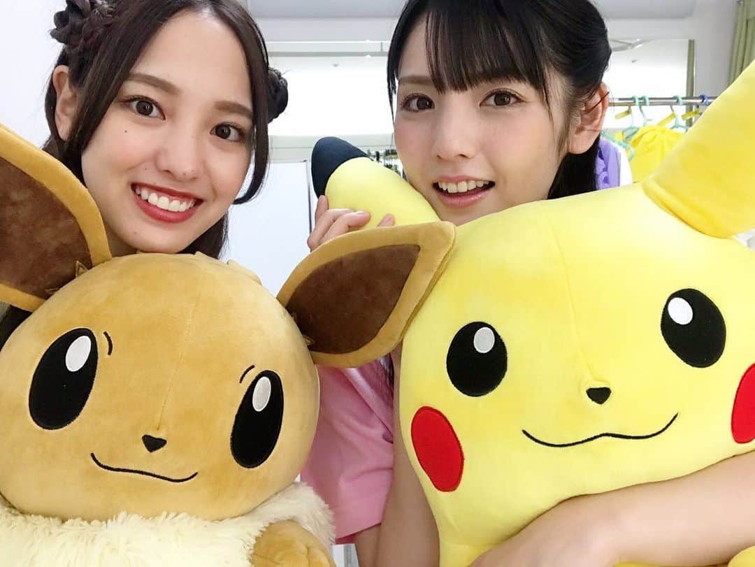 飯窪春菜さんのインスタグラム写真 - (飯窪春菜Instagram)「❤️🥰❤️ ・ ・ 本日発売の「コロコロアニキ」に道重さゆみさんと載ってます〜☺️💓 いっぱいポケモンの話をしてきました！ ・ オフショットの最後の写真、道重さんと一緒に撮影できて嬉しそうな私を見てください。笑 ・ ソード＆シールドの発売日にポケモンのことを語れるだなんて！嬉しいっ😆💓 ・ 私は！シールドで！メッソンにしました！！ みなさんはっ？？☺️ ・ ・ ・ #コロコロアニキ  #ポケモン  #ソードシールド  #ポケモン剣盾  #さゆみん  #道重さゆみ さん #はるなの毎日  #飯窪ってる」11月15日 14時36分 - harunaiikubo_official