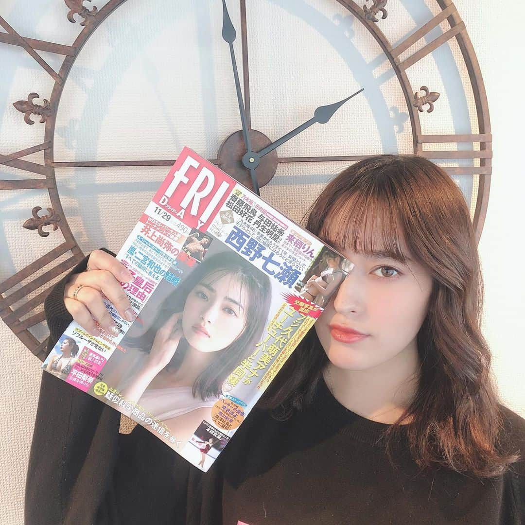 平田梨奈さんのインスタグラム写真 - (平田梨奈Instagram)「本日発売の「FRIDAY」さんに私の1st写真「Tiffany」のカットが何枚か載っています💕みなさん見てね〜😊 #平田梨奈写真集 #Tiffany #FRIDAY」11月15日 14時00分 - hirari_official