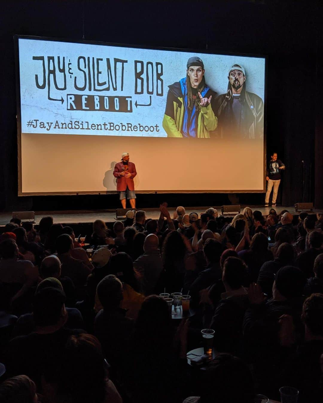 ケヴィン・スミスさんのインスタグラム写真 - (ケヴィン・スミスInstagram)「In #Boston for the @jayandsilentbob #rebootroadshow Tour, I reunited with one of my old jerseys! @vacaboca brought one of my old SModcastle sweaters for me to sign and asked if both me and @jaymewes could fit into it - which we clearly could. (Thank you to @ww for getting me into a smaller size!) After 2 great screenings in Beantown it was off to NYC for the @nycomedyfest stop on the #jayandsilentbobrebootroadshow Tour! And en route to D.C., I stopped at a Baltimore @hottopic and used my employee discount again to buy #jayandsilentbobreboot t-shirts for our VIP meet-&-greets! Speaking of the VIP meet-&-greets, the night of the 2 amazing #philadelphia shows, Josh showed us his @originalfunko #jayandsilentbob tattoo, reminding me that *I* still don’t have any J&SB ink on my body! And since the boys have paid for this body’s way of life for 25 years, I at least owe them some physical real estate somewhere on my flabby frame! And the #rebootroadshow rolls on... #KevinSmith #jasonmewes #jaymewes #movie #ontheroad #ontheroadagain #wwambassador #ww」11月15日 6時59分 - thatkevinsmith