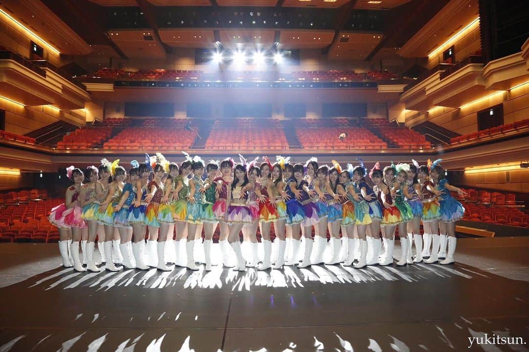 横山由依さんのインスタグラム写真 - (横山由依Instagram)「大好きで大切な仲間🥰  #AKB48 #SKE48 #NMB48 #HKT48 #NGT48 #STU48 #仁義なき戦い #ゆきつんカメラ」11月15日 6時57分 - yokoyamayui_1208