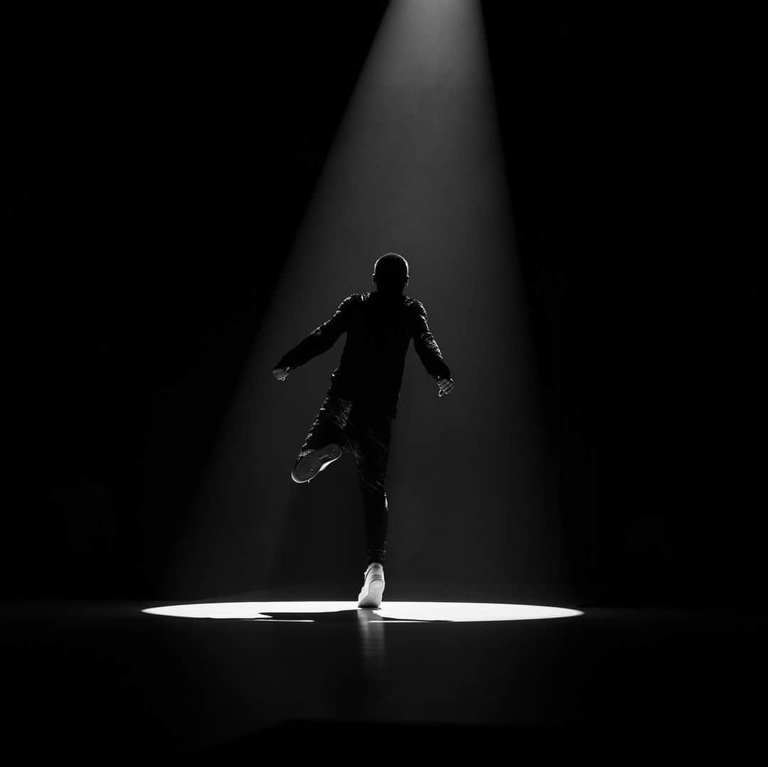 Lil Buckさんのインスタグラム写真 - (Lil BuckInstagram)「Shots from my performance w/ @raychenviolin & CEO of #Cartier global Cyrille Vigneron in Japan for @cartier it was a pleasure 🙏🏾 Vlog coming soon to my Youtube. 📸 by @randmvisionphoto」11月15日 9時27分 - lilbuckdalegend