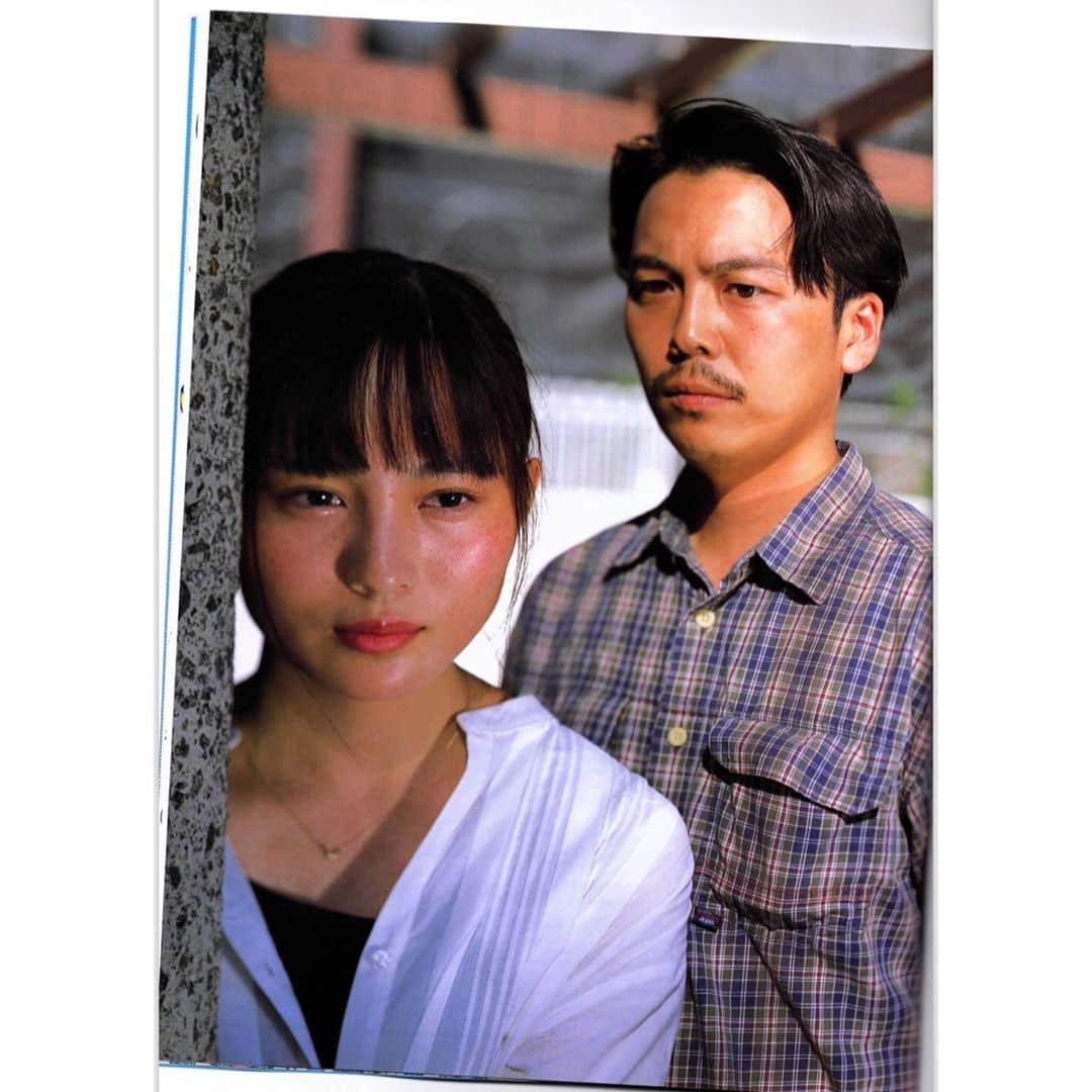森岡龍さんのインスタグラム写真 - (森岡龍Instagram)「映画監督の松本花奈さんと一緒に、篠山紀信先生に写真を撮って頂きました。﻿ ﻿ 人生初の大判カメラ。﻿ とても緊張感のある、濃密な現場でした。﻿ ﻿ 篠山先生はとてもパワフルで、刺激的な方でした。﻿ ﻿ 花奈ちゃんとも久しぶりの再会で、やたらと話し込んでしまいました。﻿ ﻿ 来年は、何か一緒に面白いことをやれたら、と考えております。﻿ ﻿ ロケ地は映画『ニュータウンの青春』より、浦安マリーナイースト21海風の街。﻿ ﻿ 本日発売の雑誌『BRUTUS』、「人間関係」のコーナーに掲載されております。﻿ 是非、お求め下さいませ。﻿ ﻿ #篠山紀信﻿ #松本花奈﻿ #BRUTUS﻿ #人間関係﻿ #ニュータウンの青春」11月15日 9時46分 - ryu_morioka