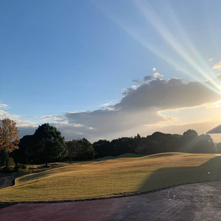 akikoさんのインスタグラム写真 - (akikoInstagram)「Beautiful Golf Course⛳️🏌️‍♀️ #ゴルフできないけど」11月15日 10時49分 - akikojazz