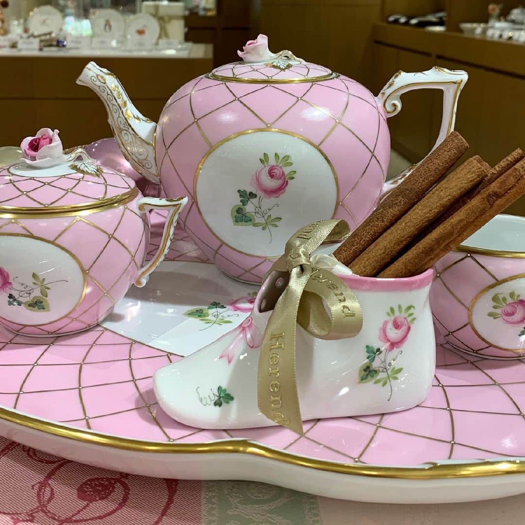 HEREND JAPANのインスタグラム