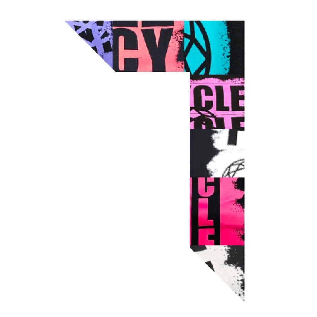 FEELCYCLE (フィールサイクル) さんのインスタグラム写真 - (FEELCYCLE (フィールサイクル) Instagram)「​. ◆Apparel Information◆ . FEELCYCLE 7周年にちなんで、毎回大人気の黒ベースのベーシックなレギンスから7種のデザインが登場。 ぜひお気に入りを見つけて。 . ＜11/17(Sun)販売商品＞ . ■7レギンス2 ￥7,700＋税 SIZE: XS, S, M COL: WHT/BLK, WHT/WHT, PUR, PNK, Y.GRN, B.PUR, RED . ※入荷サイズ、カラーは店舗により異なります。 その他Apparel Collection好評発売中！ 店舗スタッフへ直接お問い合せください。 . #feelcycle #フィールサイクル #feel #cycle #mylife #morebrilliant #itsstyle #notfitness #暗闇 #バイクエクササイズ #フィットネス #ジム #45分で約800kcal消費 #滝汗 #ダイエット #デトックス #美肌 #美脚 #腹筋 #ストレス解消 #リラックス #集中 #音楽とひとつになる #apparel #アパレル #レギンス」11月15日 11時20分 - feelcycle_official