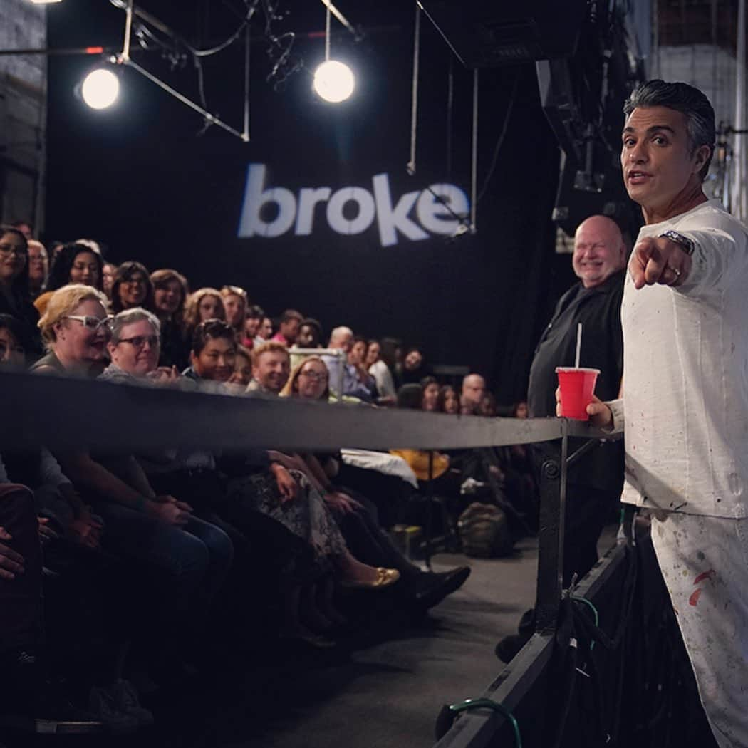 ハイメ・カミールさんのインスタグラム写真 - (ハイメ・カミールInstagram)「‪We LOVE getting close and personal with our #broke audience so join us! Visit the link, use promo code “BROKEJAIME” and 1iota will give you priority 🙌🏼😉🎟 / AMAMOS estar cerca de nuestro público así que ven! Visita la liga, usa el código “BROKEJAIME” y #1iota te dará prioridad 🙌🏼😉🎟‬ http://bit.ly/BrokeShow」11月15日 11時43分 - jaimecamil